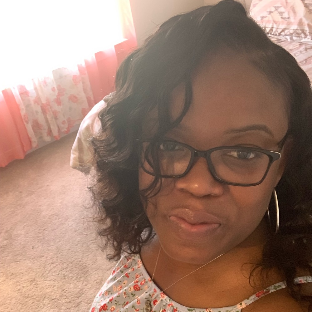 Meet your Posher, Adele